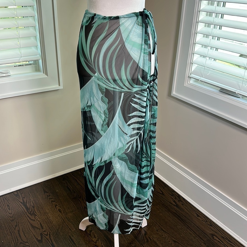 Shein Plant Print Halter One Piece Swimsuit & Beach Skirt - Picture 2 of 8
